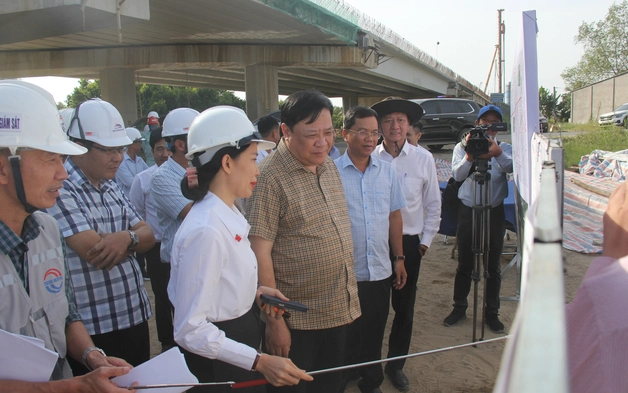 Chạy nước rút thi công cao tốc Cao Lãnh - An Hữu qua Đồng Tháp