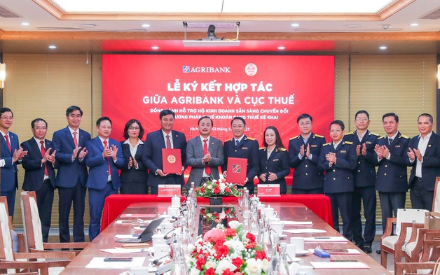 Agribank và Cục Thuế đồng hành hỗ trợ hộ kinh doanh chuyển đổi sang thuế kê khai