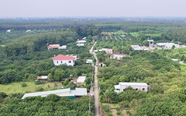 Đất đai vướng quy hoạch, giá thấp, thuế tăng ảnh hưởng quyền lợi người dân