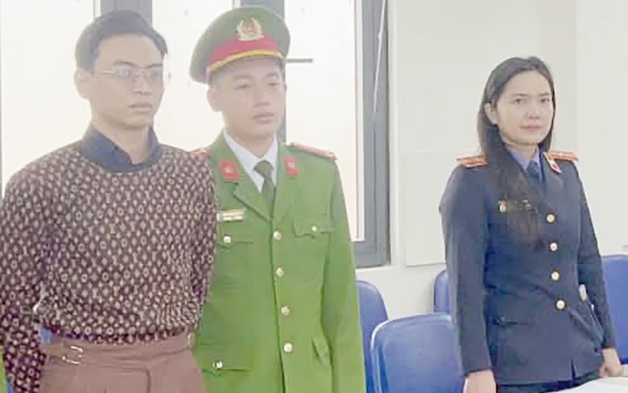 Khởi tố, bắt tạm giam "tổng tài" chỉ đạo đánh người tại quán cà phê ở Hà Nội