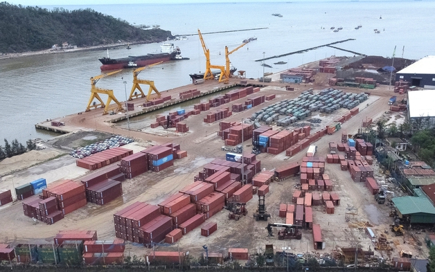 Quyết định 1051/QĐ-BXD - Cơ sở phát triển kinh tế biển Nghệ An trong tương lai