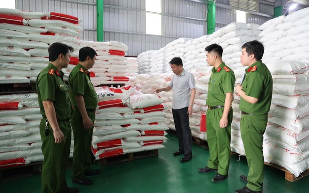 Phú Thọ: Tạm giữ hàng trăm tấn gia vị giả