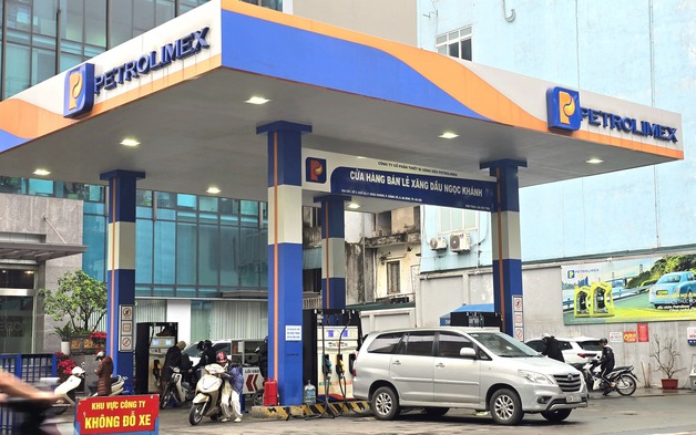 Giá xăng tăng, dầu giảm từ chiều nay 29/5