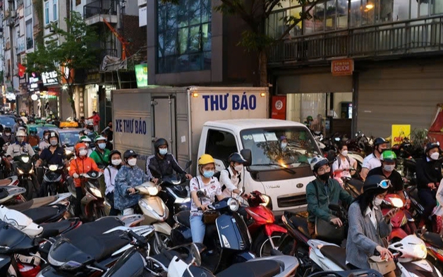 Hà Nội sắp xén vỉa hè đường Nguyễn Ngọc Vũ để giảm ùn tắc