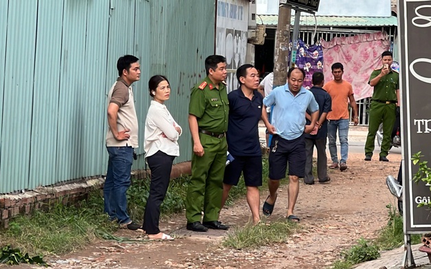 Người đàn ông rơi từ tầng 4 xuống đất, tử vong