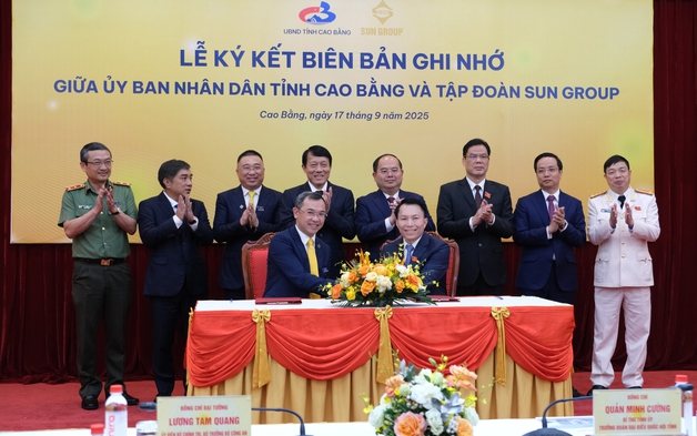 Cao Bằng - Sun Group hợp tác phát triển thác Bản Giốc thành khu du lịch quốc gia