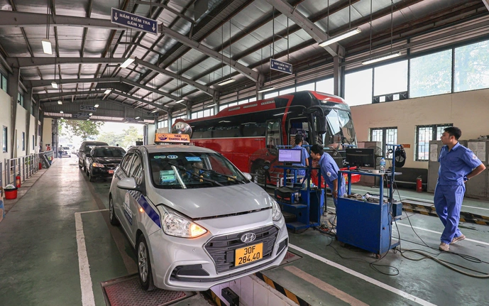 Kiểm tra khí thải ô tô, chủ xe cần lưu ý gì?
