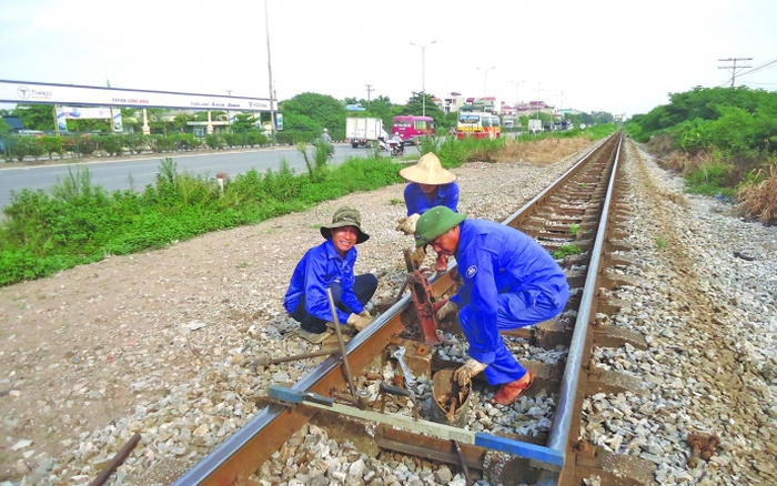 Câu chuyện tình trên tàu – Những cuộc gặp định mệnh dọc đường ray
