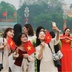 Hà Nội: w88 dân, du khách hân hoan đón lễ 30/4 trên khắp phố phường