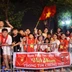Hà Nội: Người dân thức xuyên đêm chờ xem tổng duyệt diễu binh, diễu hành A80
