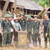 Nghệ An: Bộ đội bàn giao két sắt chứa nhiều giấy tờ, tài sản tìm thấy dưới lớp bùn đất