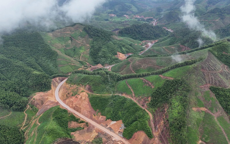 Xuyên núi mở đường kết nối phố núi Lạng Sơn với vùng biển Quảng Ninh