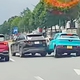 Hai ô tô va chạm vì bất ngờ phanh gấp tránh người đi xe máy