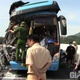 Video: Hiện trường xe khách tông xe tải trên cao tốc Nha Trang - Cam Lâm