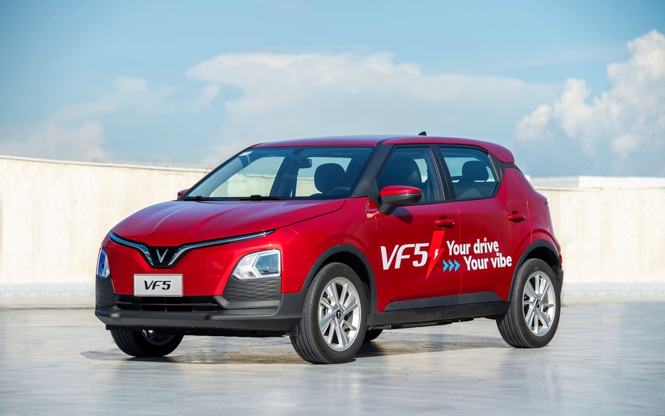 Tài xế mua VinFast VF 5 không cần trả tiền trước